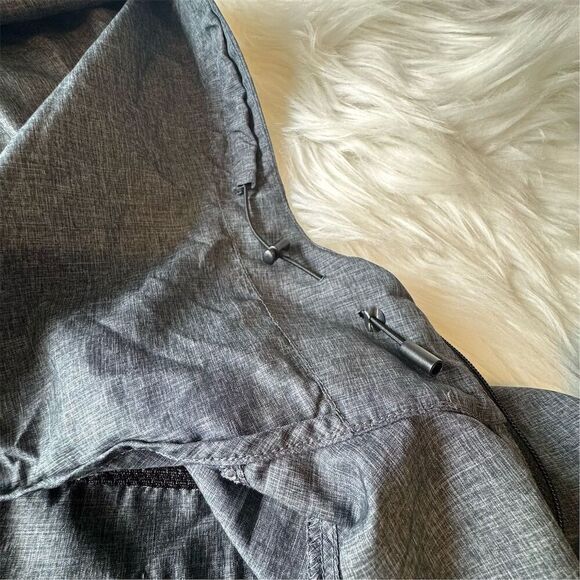 Isaora Men's Gray Packable Lightweight Shell Jacket Windbreaker Rain Hooded S - Picture 5 of 11